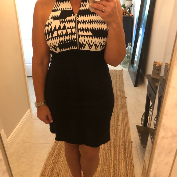 SEXY or not Biondo Dress - Picture 2 of 2